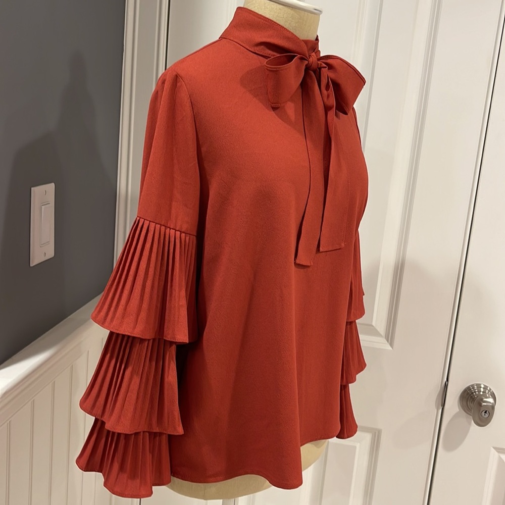 INA Blouse - Picture 2 of 5